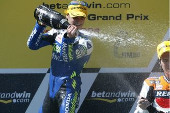 Increíble Pedrosa: victoria en su estreno en 250cc