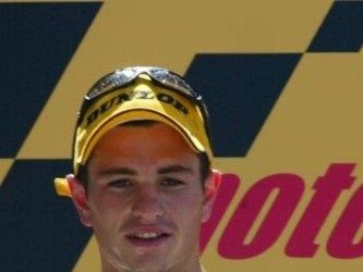 Pedrosa, vencedor ante De Puniet y Elías