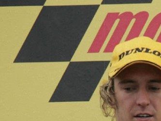 De Puniet, con los australianos West y Stoner