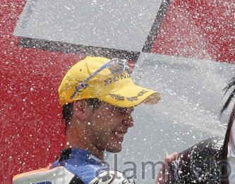 Bautista, ganador junto a Faubel en el podio de Sepang