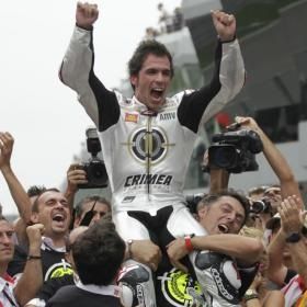 Elías, primer campeón de Moto2