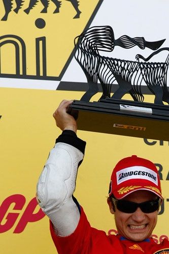 Pedrosa se acordó de la selección tras ganar en Sachsenring