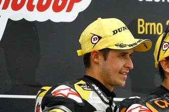 Márquez batió a un combativo Luthi y a Espargaró