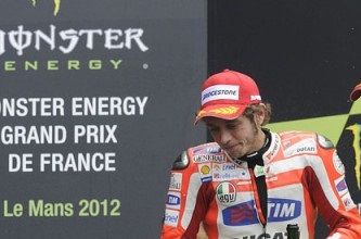 Lorenzo ganó, Rossi brilló y subió al podio