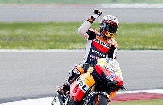 Tercera victoria para Stoner, en Assen