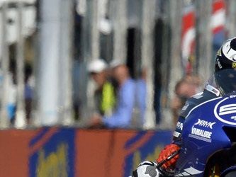 Golpe al mundial de Lorenzo en Misano