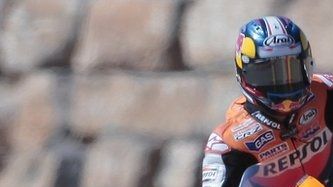 Pedrosa saluda tras ganar en Aragón