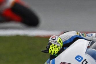 Doblete del Tuenti Racing con Rabat y Espargaró