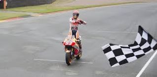 Así celebró Márquez una victoria magistral
