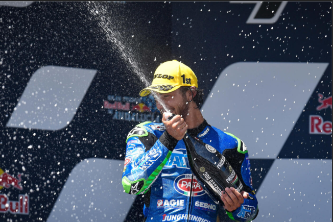 Bastianini celebra su rotunda victoria en Andalucía