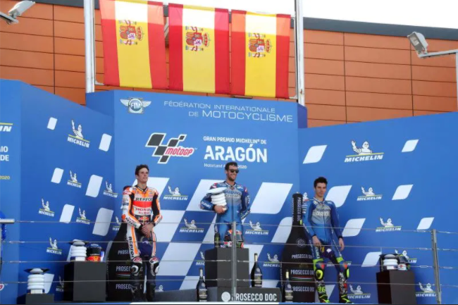 Día redondo para Suzuki en un festival español: victoria de Rins, Mir 3º y líder del Mundial