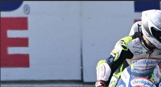 Fenati volvió a ganar más de un año después, por delante de Vietti