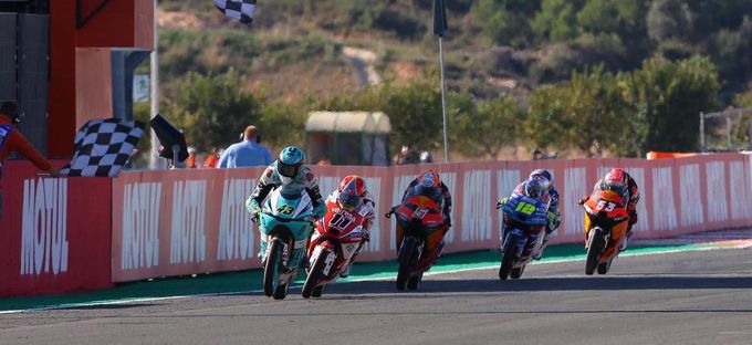 Artigas ganó en su año de rookie en el mismo circuito donde se estrenó en el podio en 2019