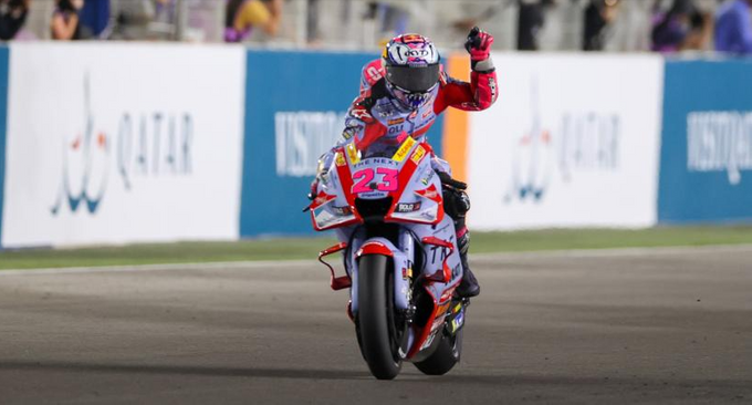 Sensacional triunfo de Bastianini para estrenarse en MotoGP y ponerse líder del Mundial